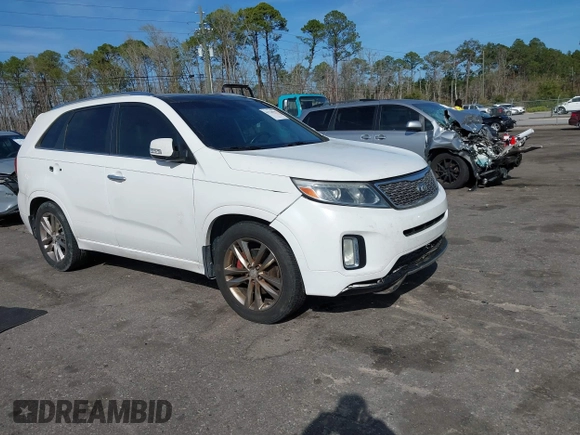 2014 Kia Sorento SX with VIN 5XYKW4A78EG471101, listed as a IAAI auction lot 41718791 with 160,968 mi miles. Bid and sale history available at carsss.com. Image 1.