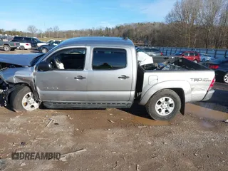2014 Toyota Tacoma with VIN 3TMLU4EN5EM135783, listed as a IAAI auction lot 41520091 with 188,973 mi miles. Bid and sale history available at carsss.com. Image 14.