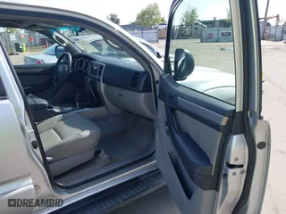 2004 Toyota 4Runner SR5 with VIN JTEZU14RX40036354, listed as a IAAI auction lot 41871912 with 131,036 mi miles. Bid and sale history available at carsss.com. Image 5.