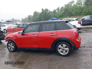 2017 MINI Hardtop 4 Door Cooper with VIN WMWXU1C58H2E18094, listed as a IAAI auction lot 42312473 with 50,482 mi miles and . Bid and sale history available at DreamBid. Image 15.