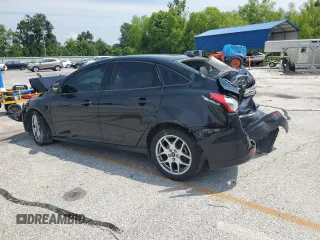 2015 Ford Focus SE with VIN 1FADP3F24FL201209, listed as a Copart auction lot 60474755 with 174,194 mi miles and Salvage title. Bid and sale history available at DreamBid. Image 2.