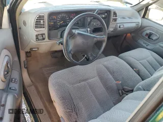 1995 GMC Sierra 1500 z VIN 2GTEK19K6S1580355, wystawiony jako Copart lot #87416254 z przebiegiem 162 829 mil mil oraz Szkody całkowita. Historia ofert i sprzedaży dostępna na DreamBid. Obrazek 8.