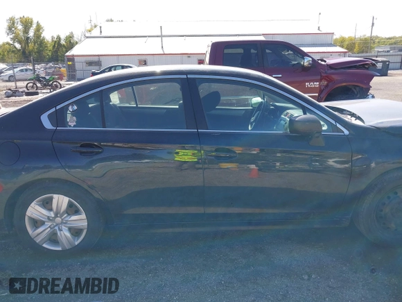 2015 Subaru Legacy 2.5i z VIN 4S3BNBA65F3073803, wystawiony jako IAAI lot #40507339 z przebiegiem 69 390 mil mil oraz . Historia ofert i sprzedaży dostępna na DreamBid. Obrazek 13.