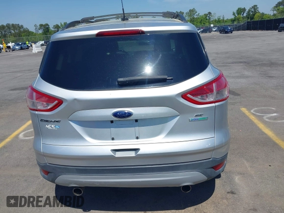 2013 Ford Escape SE with VIN 1FMCU0GX0DUA19811, listed as a IAAI auction lot 42009015 with 135,662 mi miles. Bid and sale history available at carsss.com. Image 16.