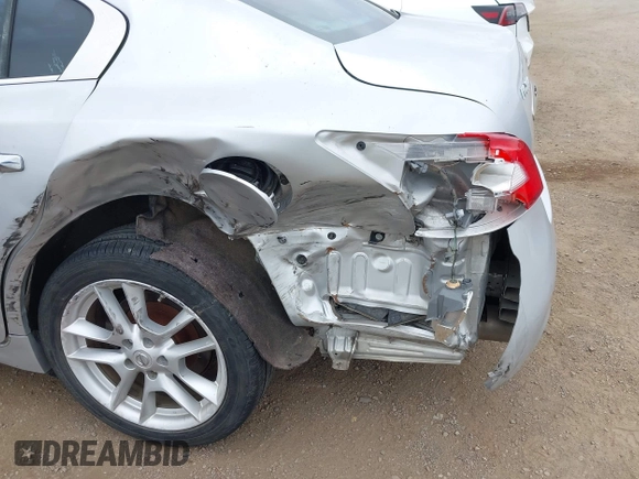 2011 Nissan Maxima S with VIN 1N4AA5AP1BC827698, listed as a IAAI auction lot 42687428 with 152,066 mi miles and . Bid and sale history available at DreamBid. Image 6.