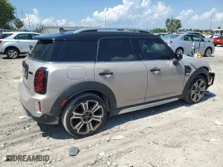 2022 MINI Countryman Cooper S with VIN WMZ53BR06N3P17052, listed as a Copart auction lot 72132864 with 34,273 mi miles and Salvage Title. Bid and sale history available at carsss.com. Image 3.