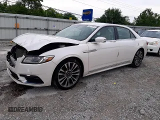 2017 Lincoln Continental Select with VIN 1LN6L9SK9H5611871, listed as a Copart auction lot 64171544 with 65,915 mi miles and Salvage Title. Bid and sale history available at carsss.com. Image 1.
