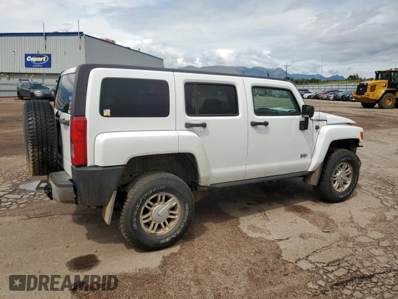 2006 Hummer H3 with VIN 5GTDN136668286254, listed as a Copart auction lot 70252514 with 112,987 mi miles and Salvage Title. Bid and sale history available at carsss.com. Image 3.