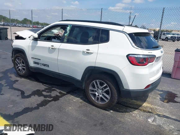 2019 Jeep Compass Latitude with VIN 3C4NJCBB3KT832196, listed as a IAAI auction lot 42210113 with 70,241 mi miles and . Bid and sale history available at DreamBid. Image 3.