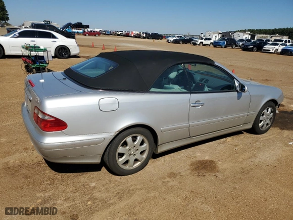 2002 Mercedes-Benz CLK-Class with VIN WDBLK65G32T114476, listed as a Copart auction lot 46873655 with 79,682 mi miles and Salvage Title. Bid and sale history available at carsss.com. Image 3.