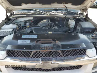2005 Chevrolet Avalanche LS z VIN 3GNEK12Z15G275369, wystawiony jako Copart lot #59107835 z przebiegiem 252 387 mil mil oraz Szkoda całkowita • Salvage title. Historia ofert i sprzedaży dostępna na DreamBid. Obrazek 11.