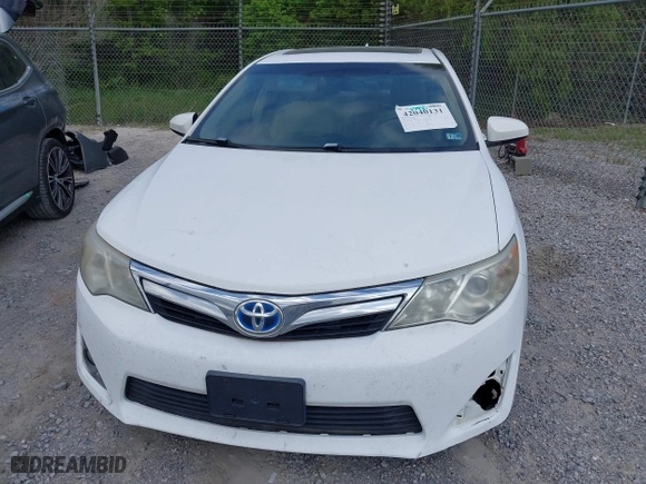 2012 Toyota Camry Hybrid XLE with VIN 4T1BD1FKXCU030157, listed as a IAAI auction lot 42040131 with 237,412 mi miles. Bid and sale history available at carsss.com. Image 12.