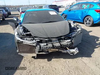 2020 Chevrolet Corvette 2LT z VIN 1G1Y72D44L5117409, wystawiony jako IAAI lot #41913012 z przebiegiem 64 027 mil mil oraz . Historia ofert i sprzedaży dostępna na DreamBid. Obrazek 13.