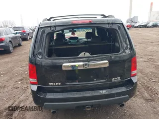 2009 Honda Pilot Touring with VIN 5FNYF48959B016978, listed as a IAAI auction lot 41947782 with 234,115 mi miles and . Bid and sale history available at carsss.com. Image 6.