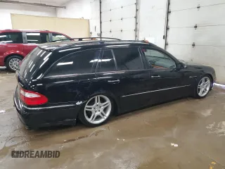 2006 Mercedes-Benz E 500 with VIN WDBUH83J86X187774, listed as a Copart auction lot 71743564 with 202,865 mi miles and Clean Title. Bid and sale history available at carsss.com. Image 3.