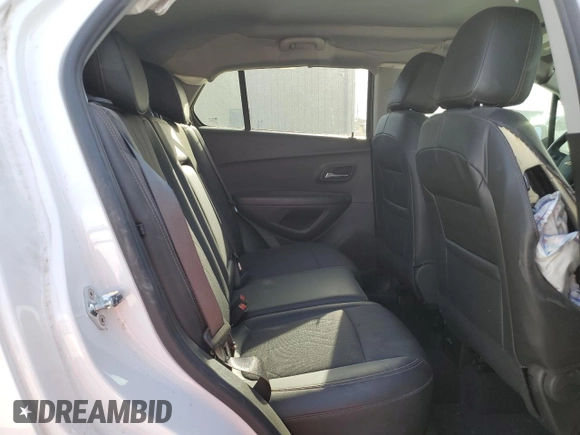 2022 Chevrolet Trax LT with VIN KL7CJLSM2NB568187, listed as a Copart auction lot 49642105 with 16,674 mi miles and Salvage Title. Bid and sale history available at carsss.com. Image 11.