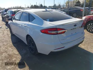 2020 Ford Fusion SE with VIN 3FA6P0HD2LR230033, listed as a IAAI auction lot 41815896 with 78,627 mi miles. Bid and sale history available at carsss.com. Image 3.