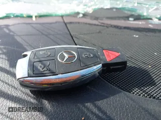 2016 Mercedes-Benz SLK 300 z VIN WDDPK3JA3GF124911, wystawiony jako IAAI lot #42101902 z przebiegiem 44 162 mil mil oraz . Historia ofert i sprzedaży dostępna na DreamBid. Obrazek 11.