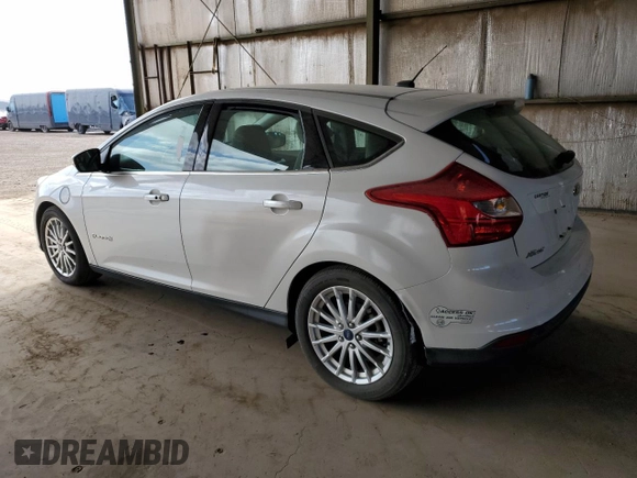 2014 Ford Focus Electric z VIN 1FADP3R41EL306186, wystawiony jako Copart lot #53754535 z przebiegiem 46 711 mil mil oraz Tytuł czysty. Historia ofert i sprzedaży dostępna na DreamBid. Obrazek 2.
