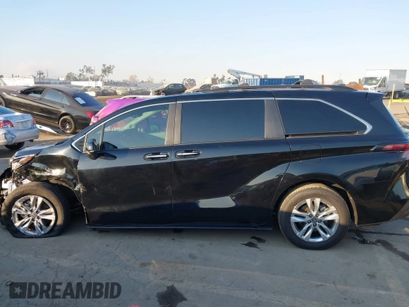 2024 Toyota Sienna XLE with VIN 5TDJSKFC9RS152848, listed as a IAAI auction lot 41290455 with 1,967 mi miles and . Bid and sale history available at DreamBid. Image 15.
