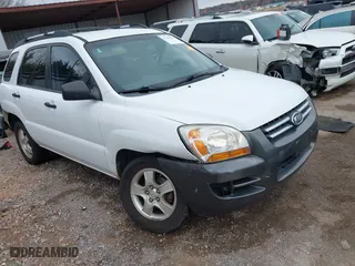 2008 Kia Sportage LX with VIN KNDJF724487492045, listed as a IAAI auction lot 41108512 with 316,740 mi miles. Bid and sale history available at carsss.com. Image 1.