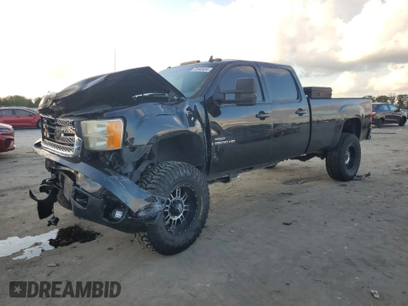 2008 GMC Sierra 3500HD SRW SLT z VIN 1GTHK33618F176644, wystawiony jako Copart lot #73640434 z przebiegiem 248 244 mil mil oraz Szkody całkowita. Historia ofert i sprzedaży dostępna na DreamBid. Obrazek 1.