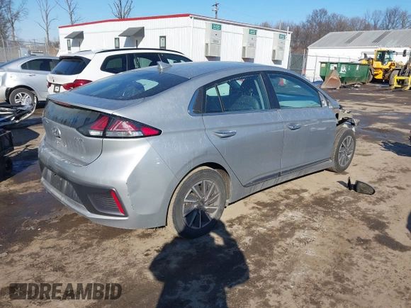 2020 Hyundai Ioniq Limited with VIN KMHC85LJXLU073635, listed as a IAAI auction lot 41371618 with 33,518 mi miles and . Bid and sale history available at DreamBid. Image 4.