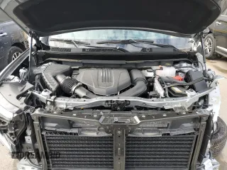 2024 GMC Acadia FWD Elevation z VIN 1GKENKKS5RJ183487, wystawiony jako Copart lot #89142685 z przebiegiem 6 131 mil mil oraz Szkoda całkowita • Salvage title. Historia ofert i sprzedaży dostępna na DreamBid. Obrazek 12.