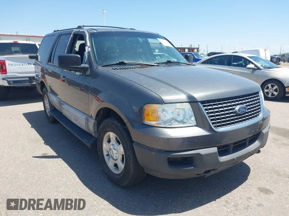 2004 Ford Expedition Special Service с VIN 1FMPU16L94LA78898, выставлен на аукционе IAAI как лот 42326419 с пробегом 151 311 миль миль и . История ставок и продаж доступна на DreamBid. Изображение 1.