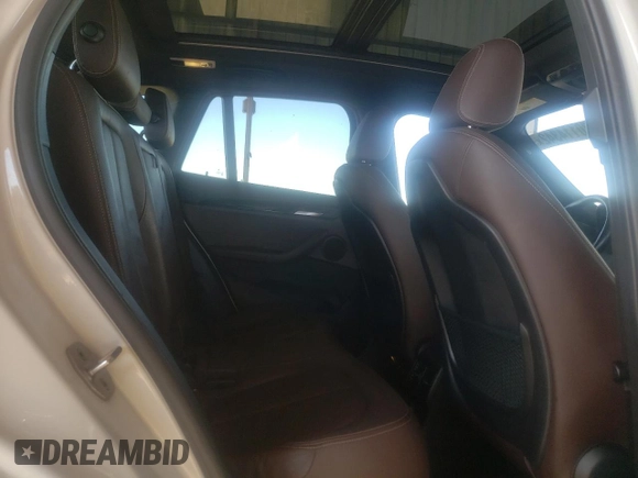 2017 BMW X1 sDrive28i with VIN WBXHU7C31H5H37217, listed as a Copart auction lot 70114342 with 73,683 mi miles. Bid and sale history available at carsss.com. Image 11.