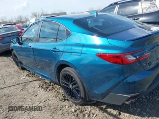 2025 Toyota Camry LE z VIN 4T1DBADK3SU512081, wystawiony jako IAAI lot #41762607 z przebiegiem 6 112 mil mil oraz . Historia ofert i sprzedaży dostępna na DreamBid. Obrazek 15.
