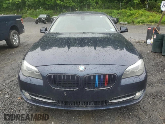 2011 BMW 5 Series 550i z VIN WBAFR9C57BC271325, wystawiony jako Copart lot #60269885 z przebiegiem 134 518 mil mil oraz Szkoda całkowita • Salvage title. Historia ofert i sprzedaży dostępna na DreamBid. Obrazek 5.