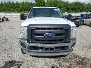 2014 Ford F-250 XL with VIN 1FT7W2B69EEB09366, listed as a Copart auction lot 60901435 with 155,083 mi miles and Salvage title. Bid and sale history available at DreamBid. Image 5.