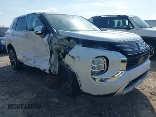 2022 Mitsubishi Outlander SE z VIN JA4J4UA8XNZ064869, wystawiony jako IAAI lot #42146536 z przebiegiem 123 574 mil mil oraz . Historia ofert i sprzedaży dostępna na DreamBid. Obrazek 1.