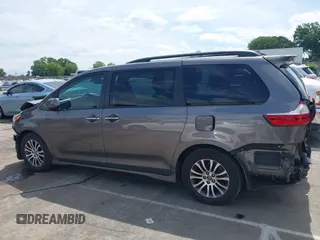 2018 Toyota Sienna XLE Auto Access Seat с VIN 5TDYZ3DC6JS939876, выставлен на аукционе IAAI как лот 42347926 с пробегом 81 086 миль миль и . История ставок и продаж доступна на DreamBid. Изображение 15.