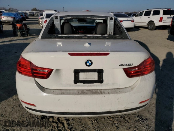 2015 BMW 4 Series 428i z VIN WBA3V5C58FP752609, wystawiony jako Copart lot #43005435 z przebiegiem Nie podano mil oraz Szkoda całkowita • Salvage title. Historia ofert i sprzedaży dostępna na DreamBid. Obrazek 6.