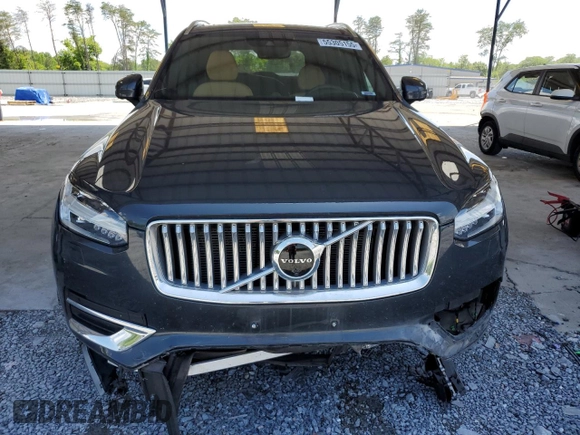 2021 Volvo XC90 Inscription z VIN YV4A22PL7M1733928, wystawiony jako Copart lot #55305155 z przebiegiem 21 817 mil mil oraz Szkoda całkowita • Salvage title. Historia ofert i sprzedaży dostępna na DreamBid. Obrazek 5.