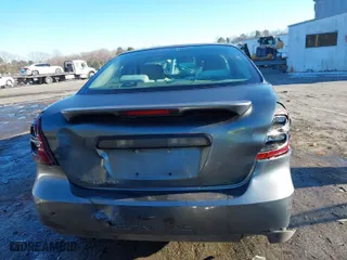 2005 Pontiac Grand Prix with VIN 2G2WP522951195596, listed as a IAAI auction lot 41398363 with 230,977 mi miles. Bid and sale history available at carsss.com. Image 15.