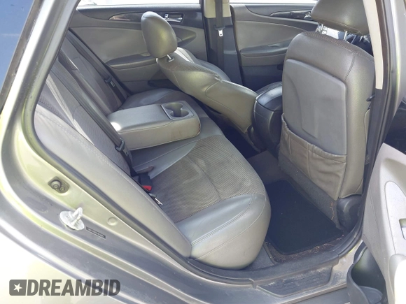 2014 Hyundai Sonata Limited with VIN 5NPEC4AB2EH943005, listed as a IAAI auction lot 41951991 with 176,380 mi miles and . Bid and sale history available at DreamBid. Image 8.
