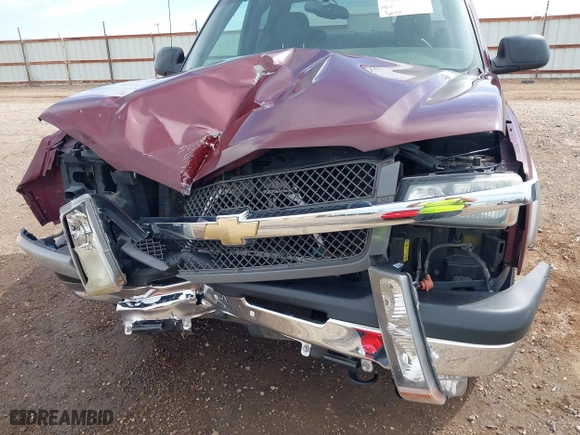 2003 Chevrolet Silverado 1500 LS with VIN 2GCEK19T631385785, listed as a IAAI auction lot 41813987 with 215,131 mi miles. Bid and sale history available at carsss.com. Image 6.