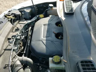 2017 Ford Escape SE with VIN 1FMCU9G94HUB77175, listed as a IAAI auction lot 43359533 with 153,347 mi miles and . Bid and sale history available at DreamBid. Image 19.