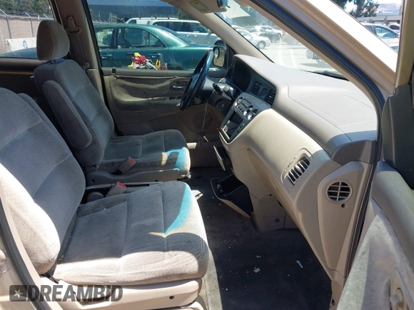 2001 Honda Odyssey LX z VIN 2HKRL18501H610649, wystawiony jako IAAI lot #42799158 z przebiegiem 197 944 mil mil oraz . Historia ofert i sprzedaży dostępna na DreamBid. Obrazek 5.