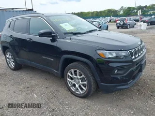 2023 Jeep Compass Latitude Lux с VIN 3C4NJDFN7PT528791, выставлен на аукционе IAAI как лот 42344745 с пробегом 30 066 миль миль и . История ставок и продаж доступна на DreamBid. Изображение 1.