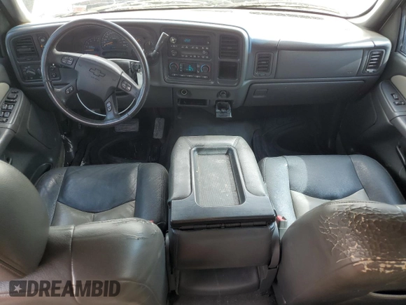 2004 Chevrolet Avalanche Z71 with VIN 3GNEK12T84G205880, listed as a Copart auction lot 60917865 with 235,708 mi miles and Salvage title. Bid and sale history available at DreamBid. Image 8.