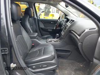 2014 GMC Acadia Denali z VIN 1GKKVTKD2EJ112820, wystawiony jako IAAI lot #42188460 z przebiegiem 215 200 mil mil oraz . Historia ofert i sprzedaży dostępna na DreamBid. Obrazek 5.