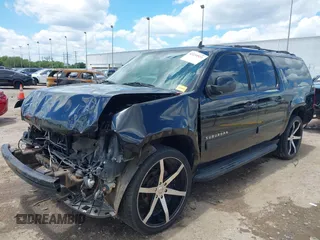 2013 Chevrolet Suburban LT с VIN 1GNSCJE04DR146389, выставлен на аукционе IAAI как лот 42234931 с пробегом 77 555 миль миль и . История ставок и продаж доступна на DreamBid. Изображение 17.