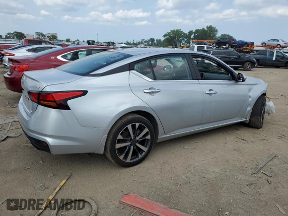 2021 Nissan Altima SV z VIN 1N4BL4DW1MN303356, wystawiony jako Copart lot #72468534 z przebiegiem 73 902 mil mil oraz Szkoda całkowita • Salvage title. Historia ofert i sprzedaży dostępna na DreamBid. Obrazek 3.