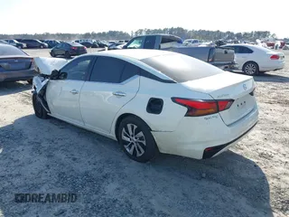 2021 Nissan Altima 2.5 S with VIN 1N4BL4BV5MN411960, listed as a IAAI auction lot 41752215 with 99,617 mi miles. Bid and sale history available at carsss.com. Image 3.