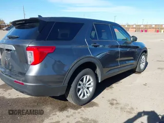 2020 Ford Explorer with VIN 1FMSK8BB3LGC64398, listed as a IAAI auction lot 38070178 with 23,260 mi miles. Bid and sale history available at carsss.com. Image 4.