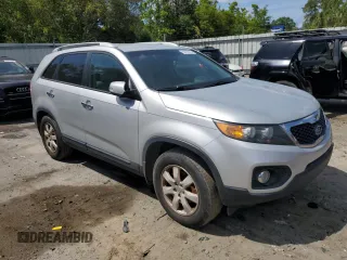 2013 Kia Sorento LX with VIN 5XYKT4A68DG365097, listed as a Copart auction lot 52870425 with 120,488 mi miles and Clean Title. Bid and sale history available at carsss.com. Image 4.